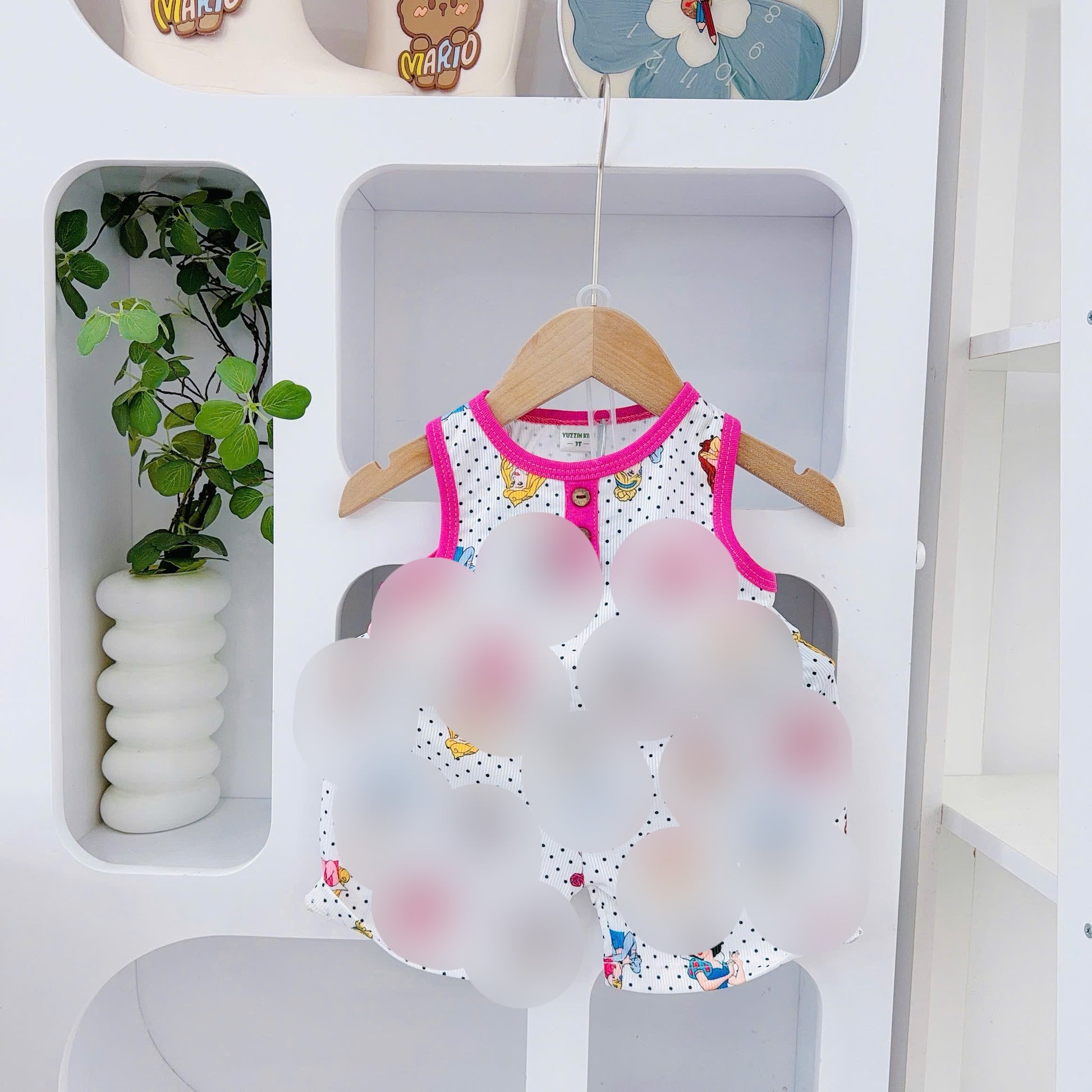 Sleeveless Yuzzin Playset