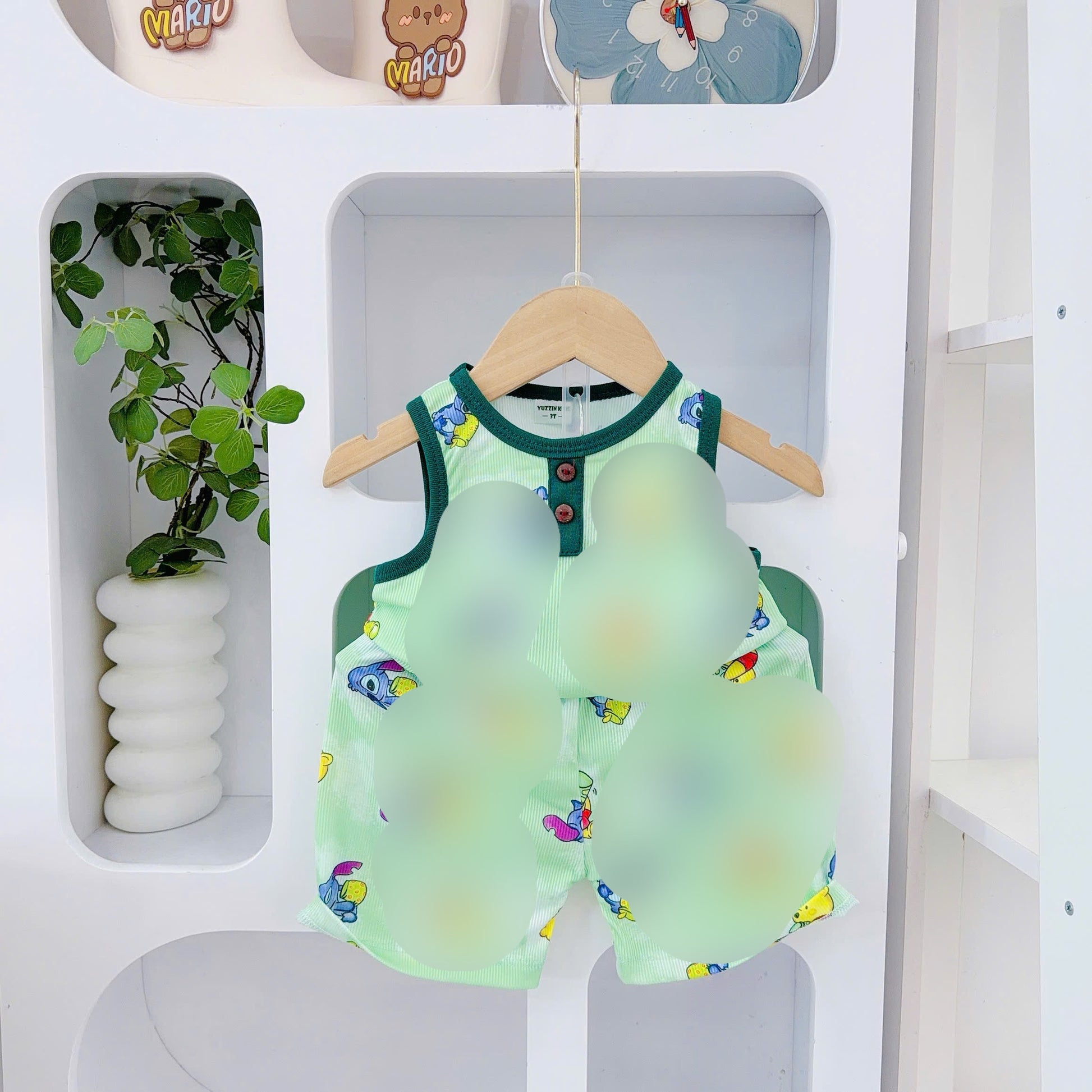 Sleeveless Yuzzin Playset
