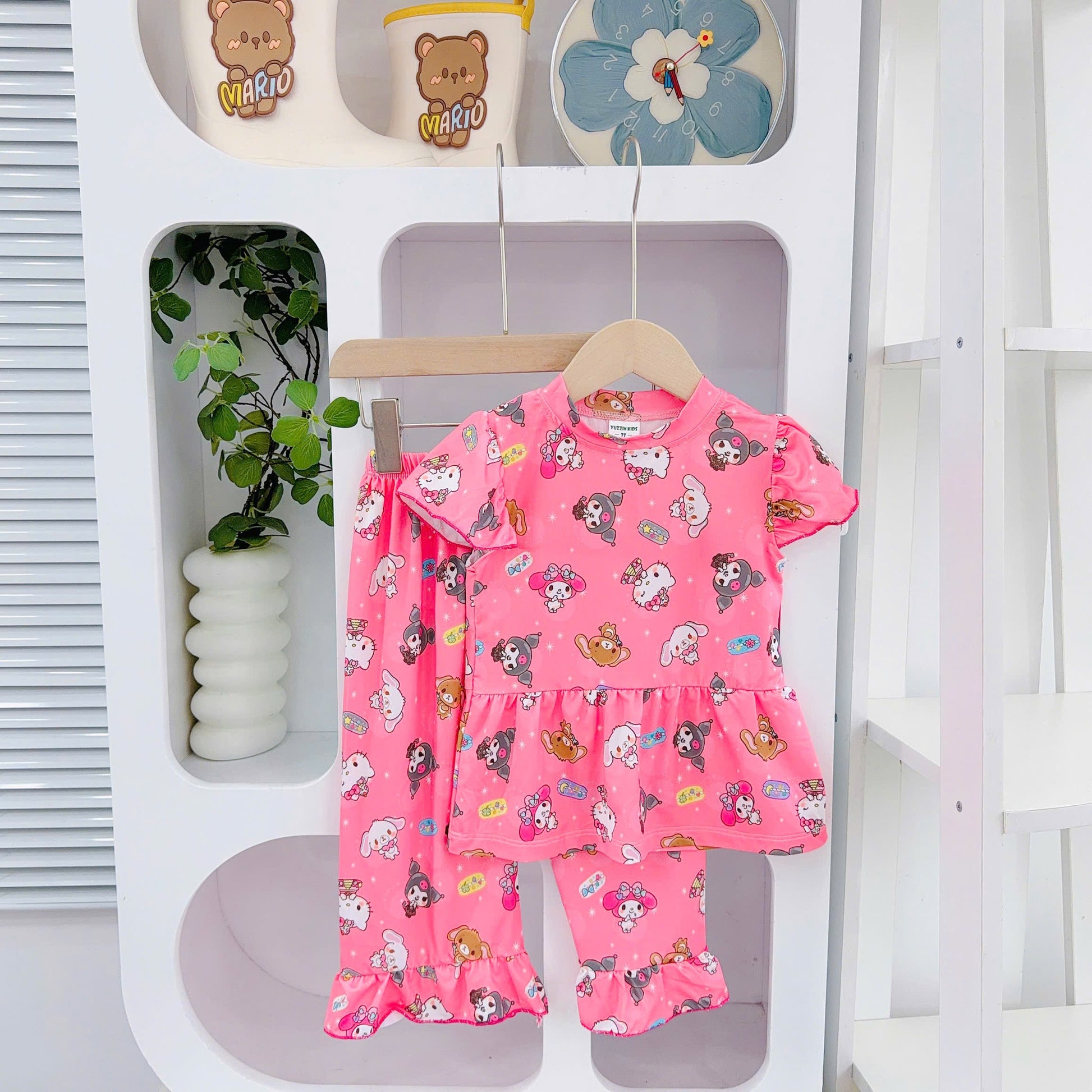 Girls Yuzzin Pyjamas