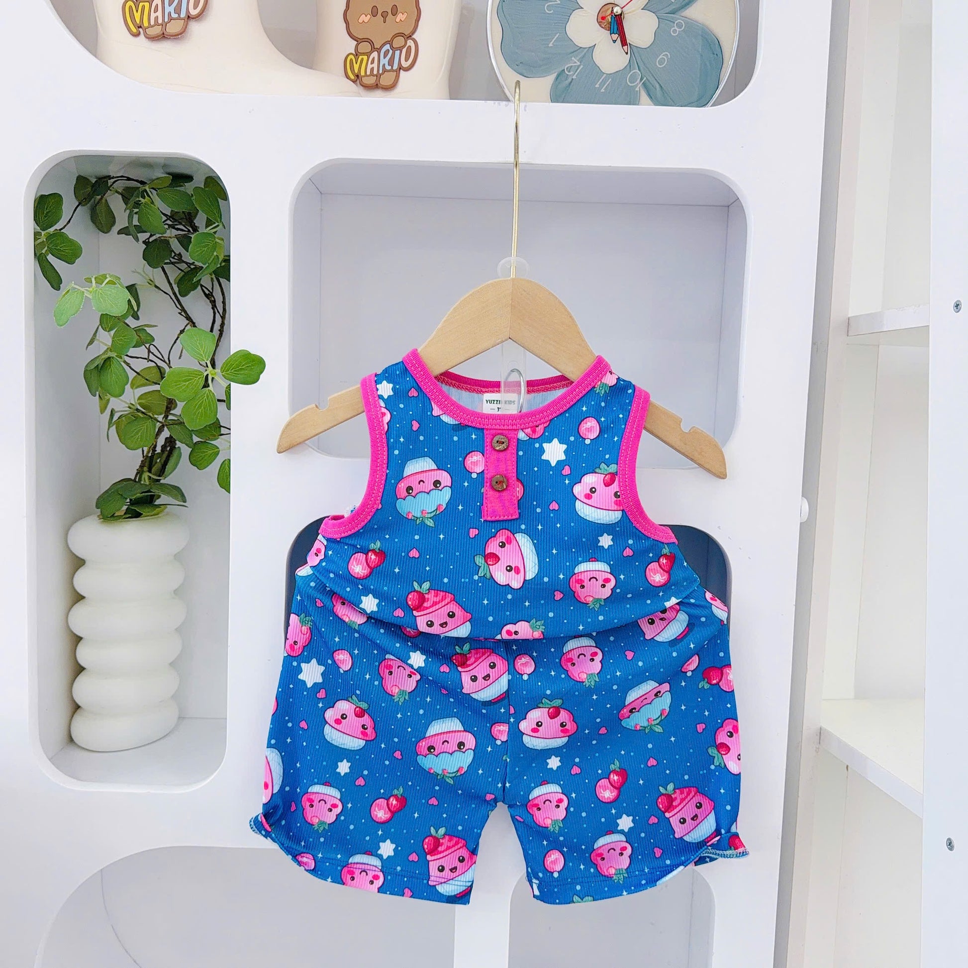 Sleeveless Yuzzin Playset