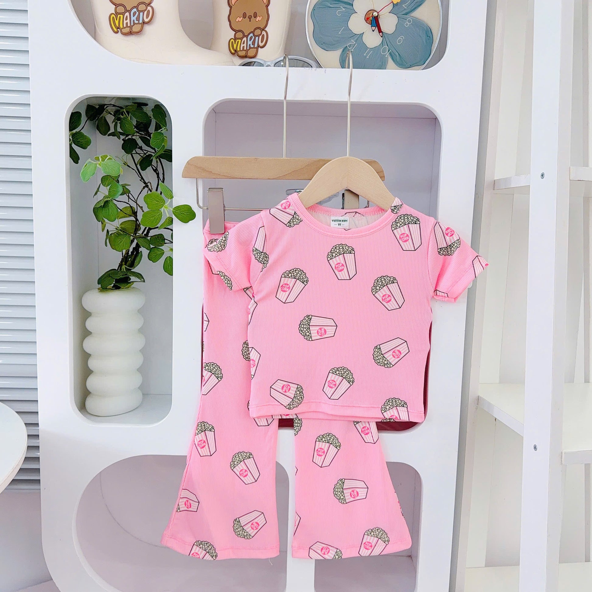 Yuzzin Girls Pyjamas Set