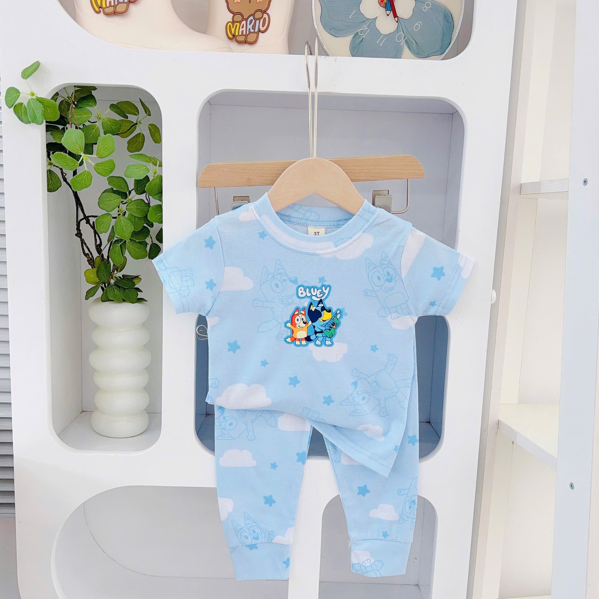 Short Sleeves Pyjamas With Embroidery