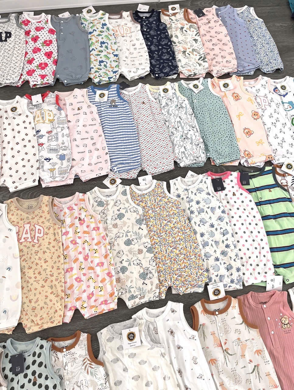 Sleeveless Authentic Gap Flatleg