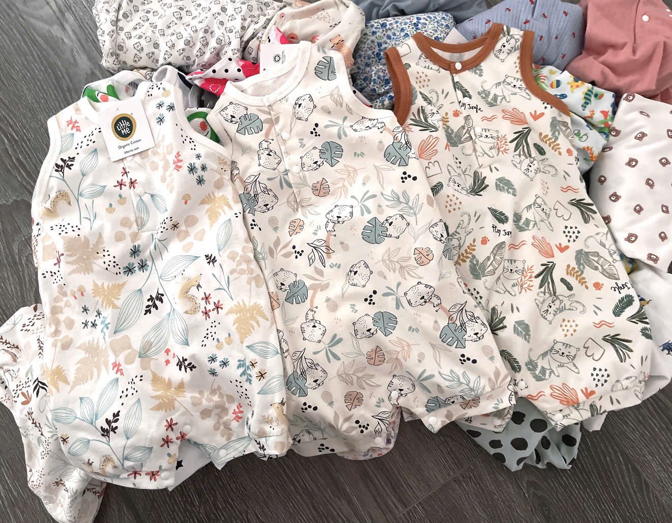 Sleeveless Authentic Gap Flatleg