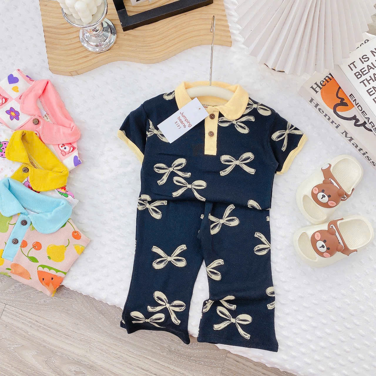 Short Sleeves Bell Bottom Girls Pyjamas