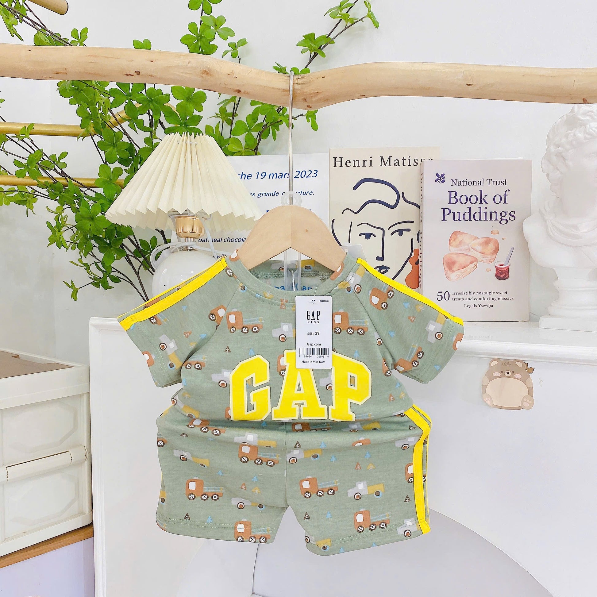 Soft Embroidery Full Size Playset II