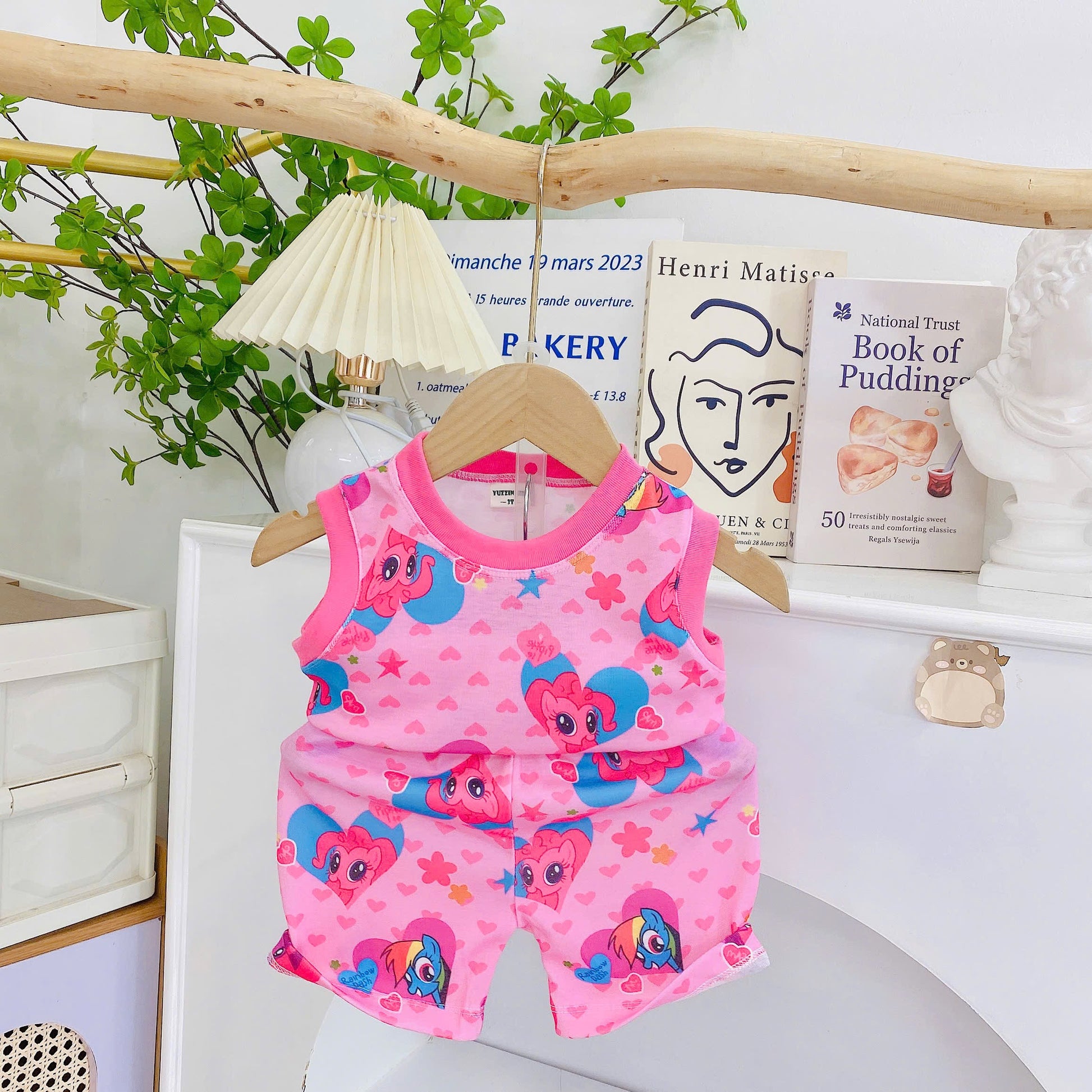 Yuzzin and Gym Sleeveless Playsets