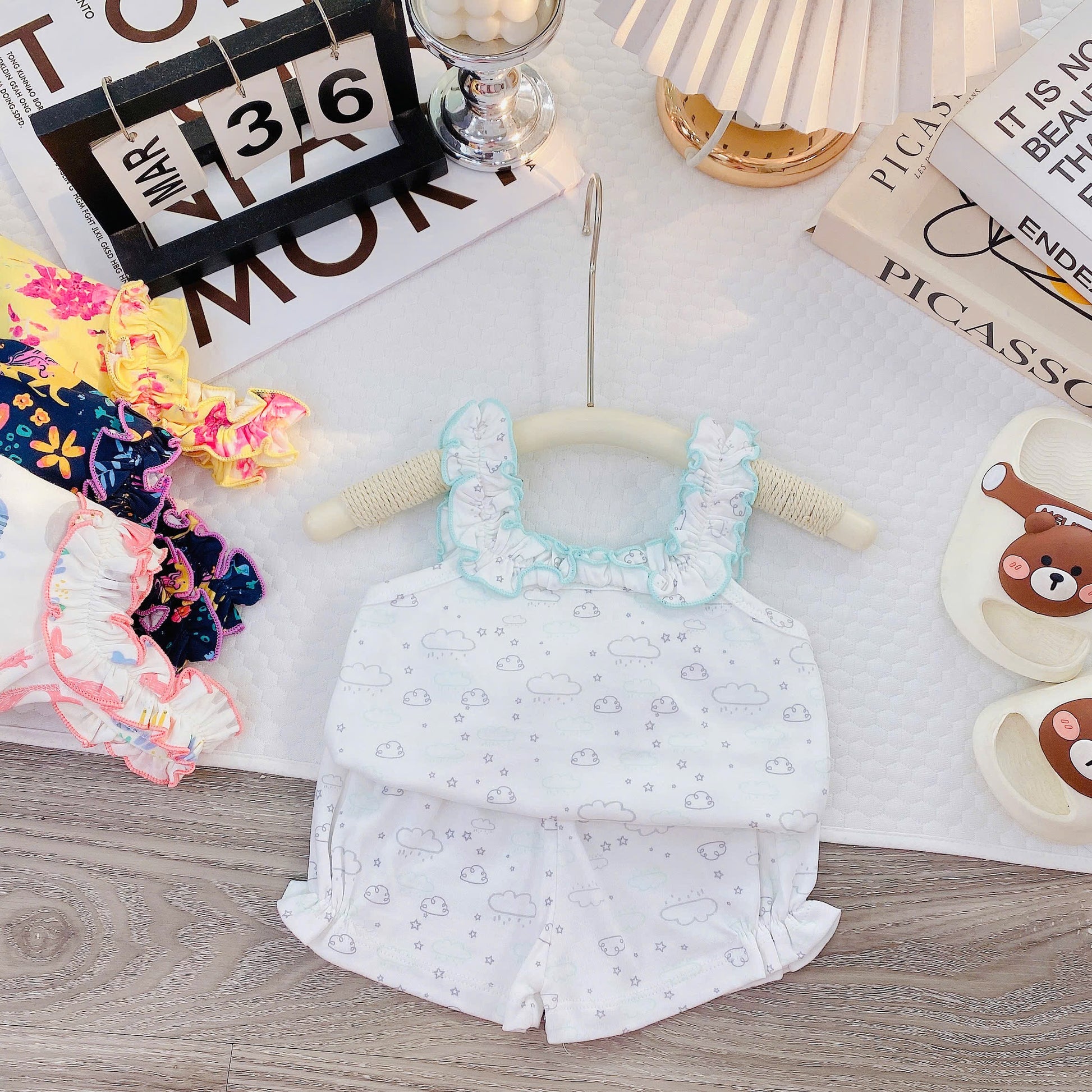 Jumping Beans Sleeveless Playsets