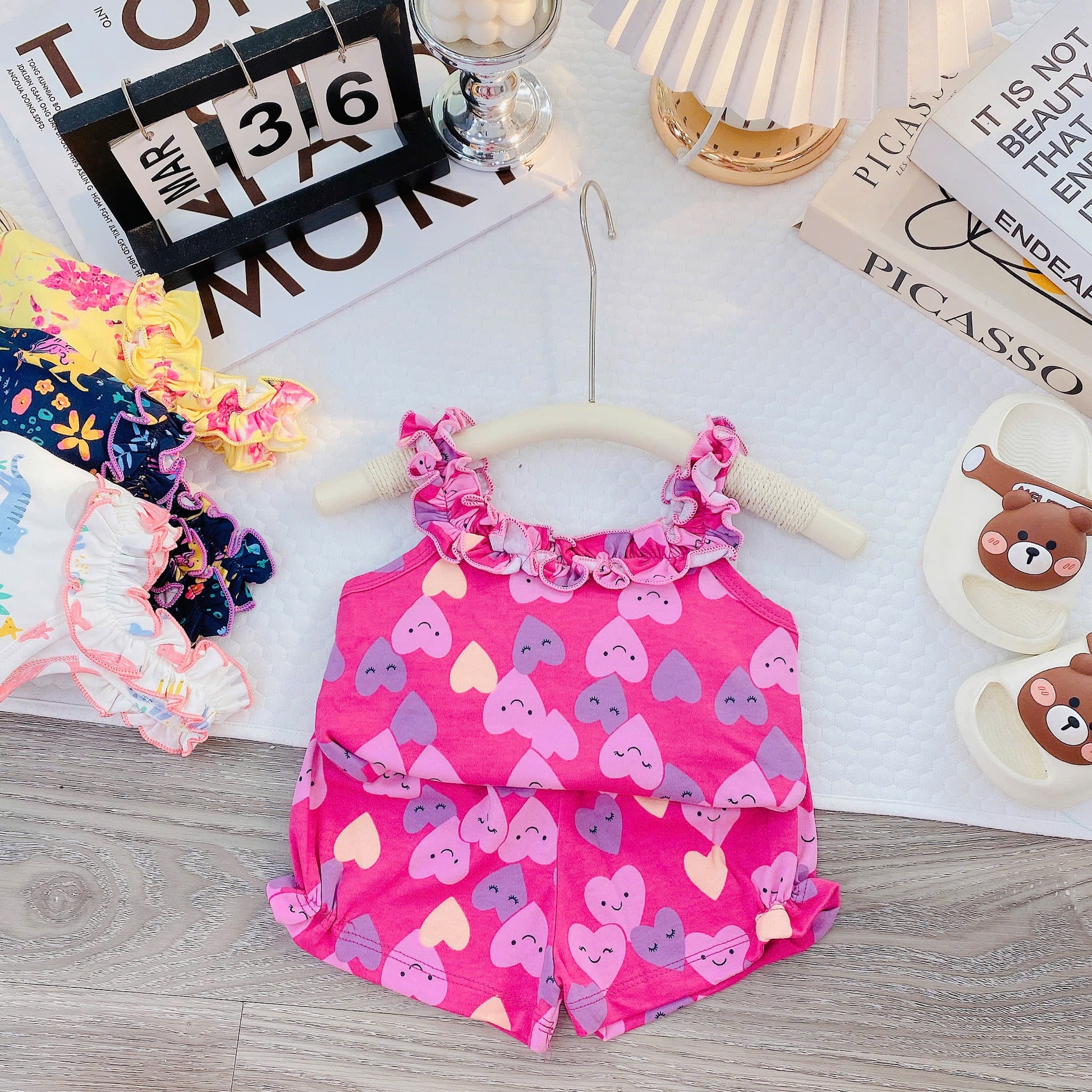 Jumping Beans Sleeveless Playsets