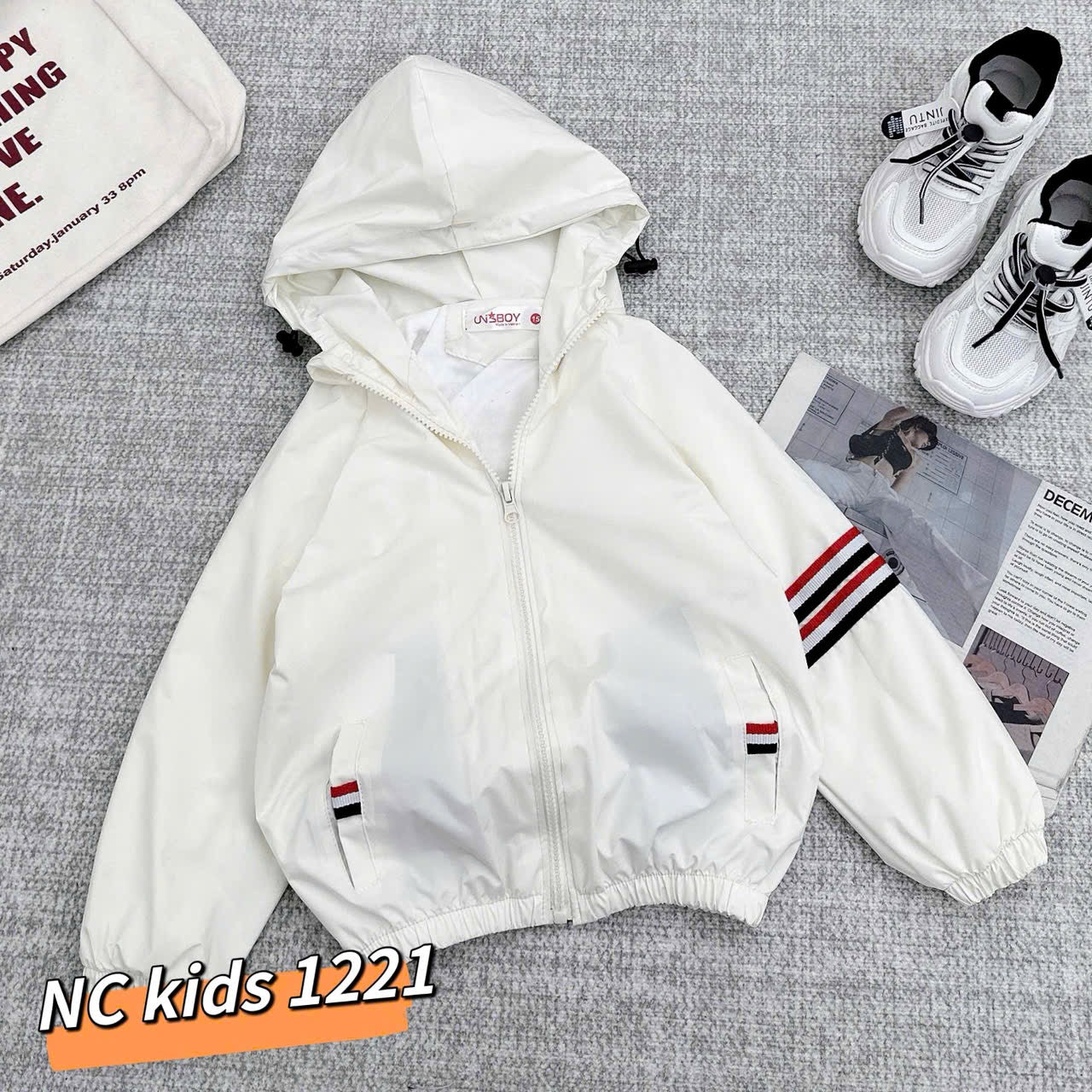 Windbreaker with hoodie