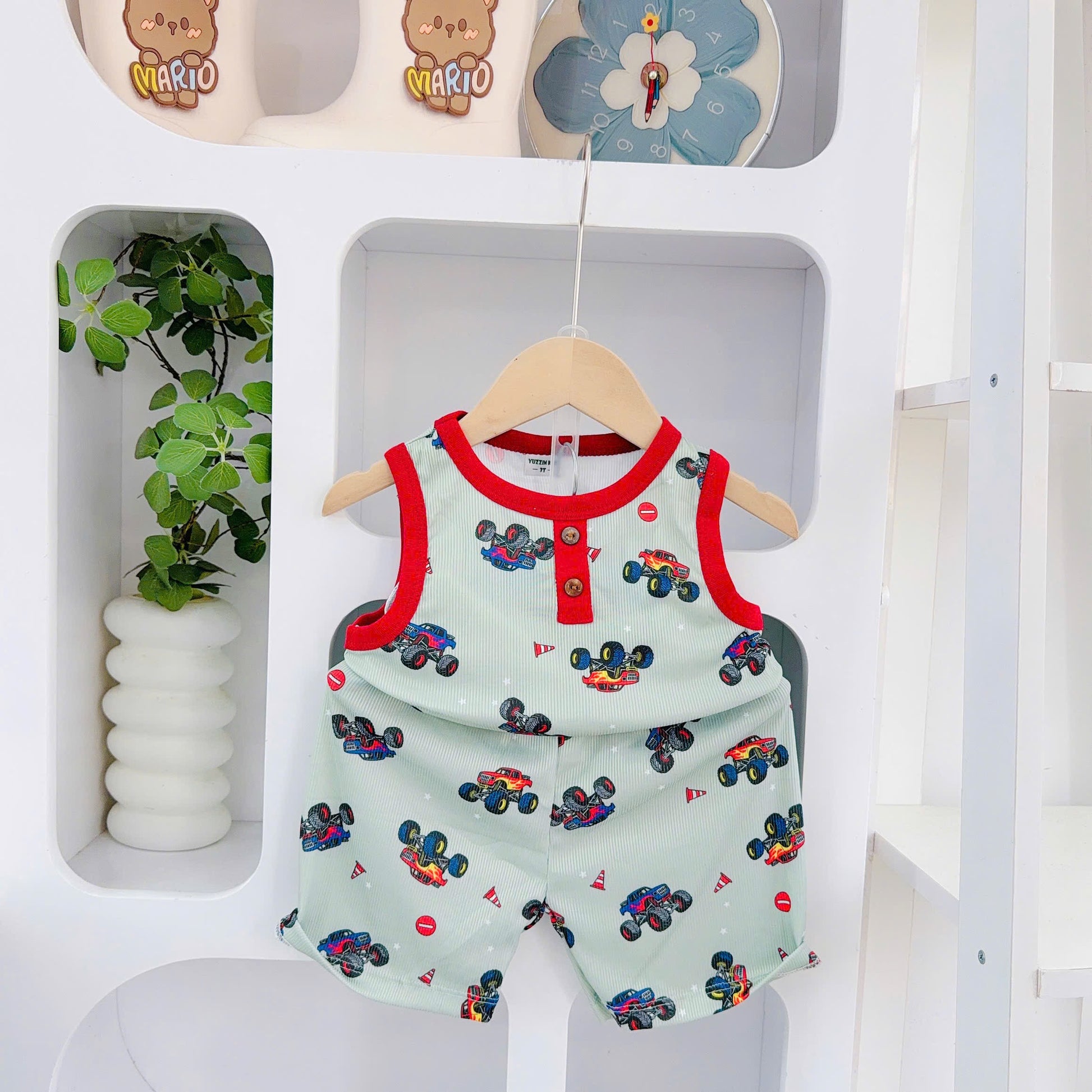 Sleeveless Yuzzin Play Suit