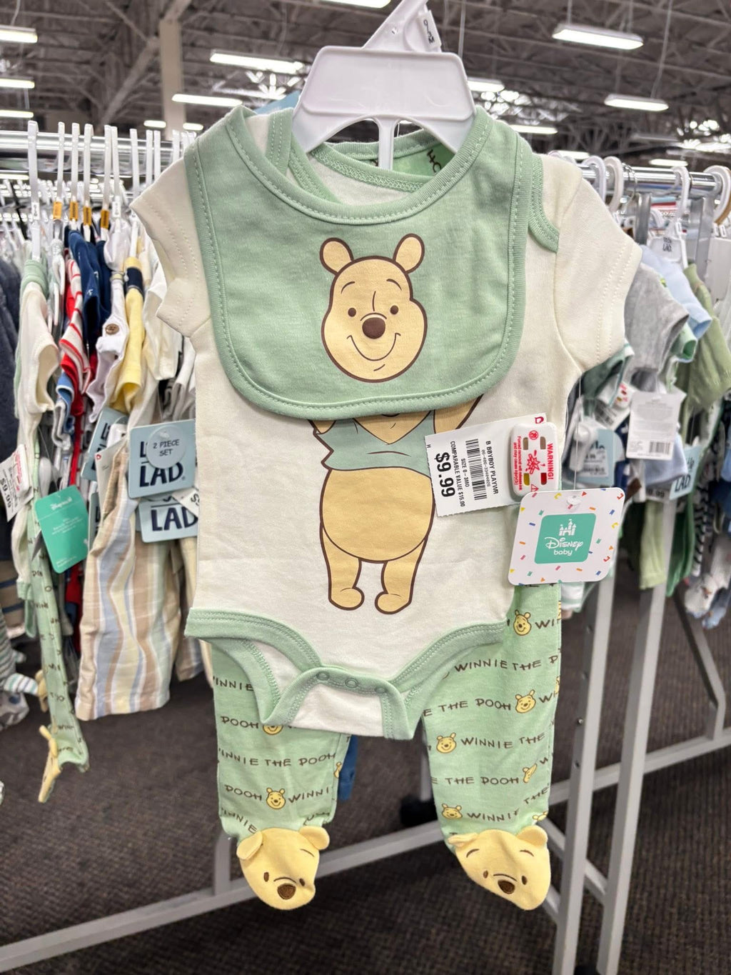 Hanger 3pc Set with Bib