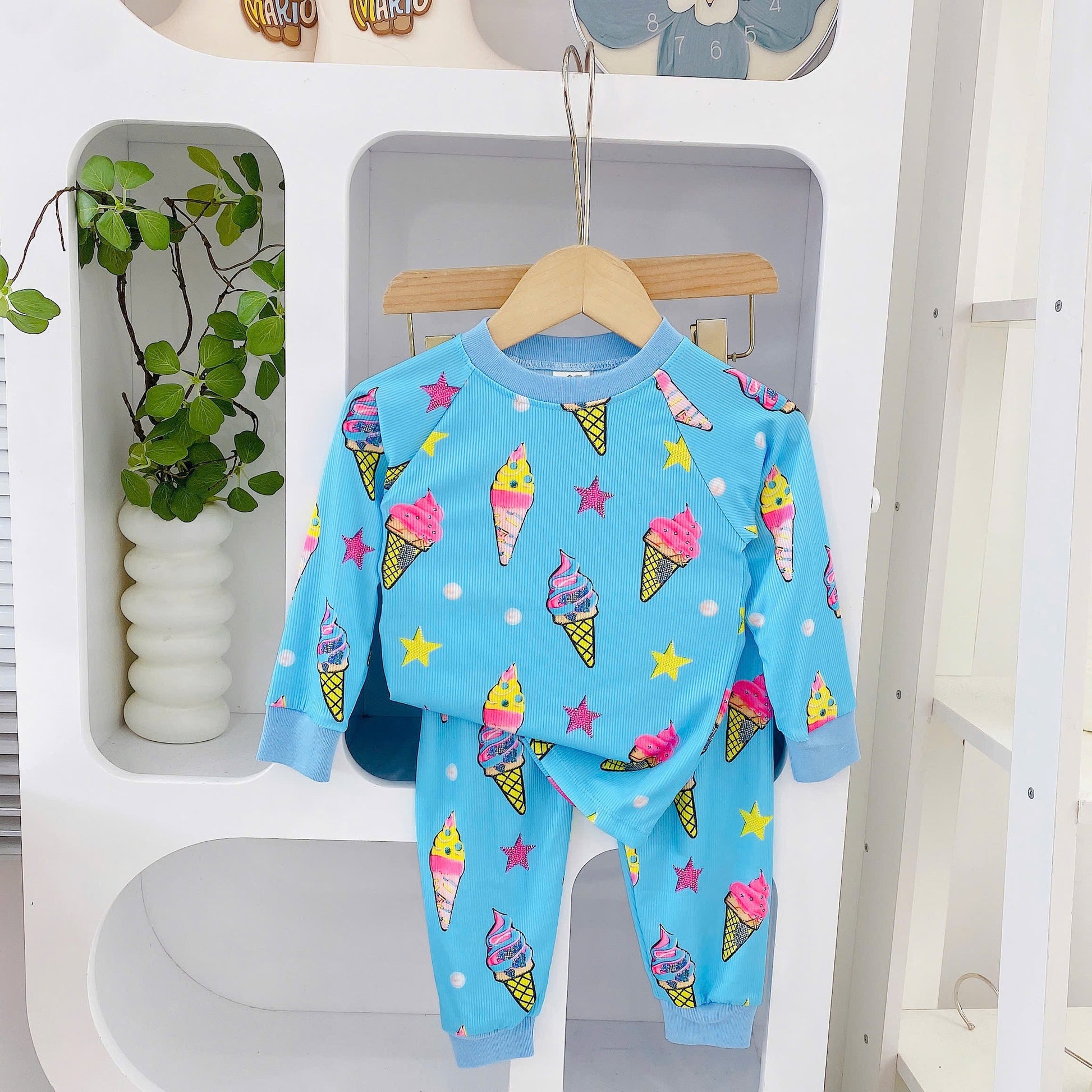 Long Sleeves Yuzzin Pyjamas II