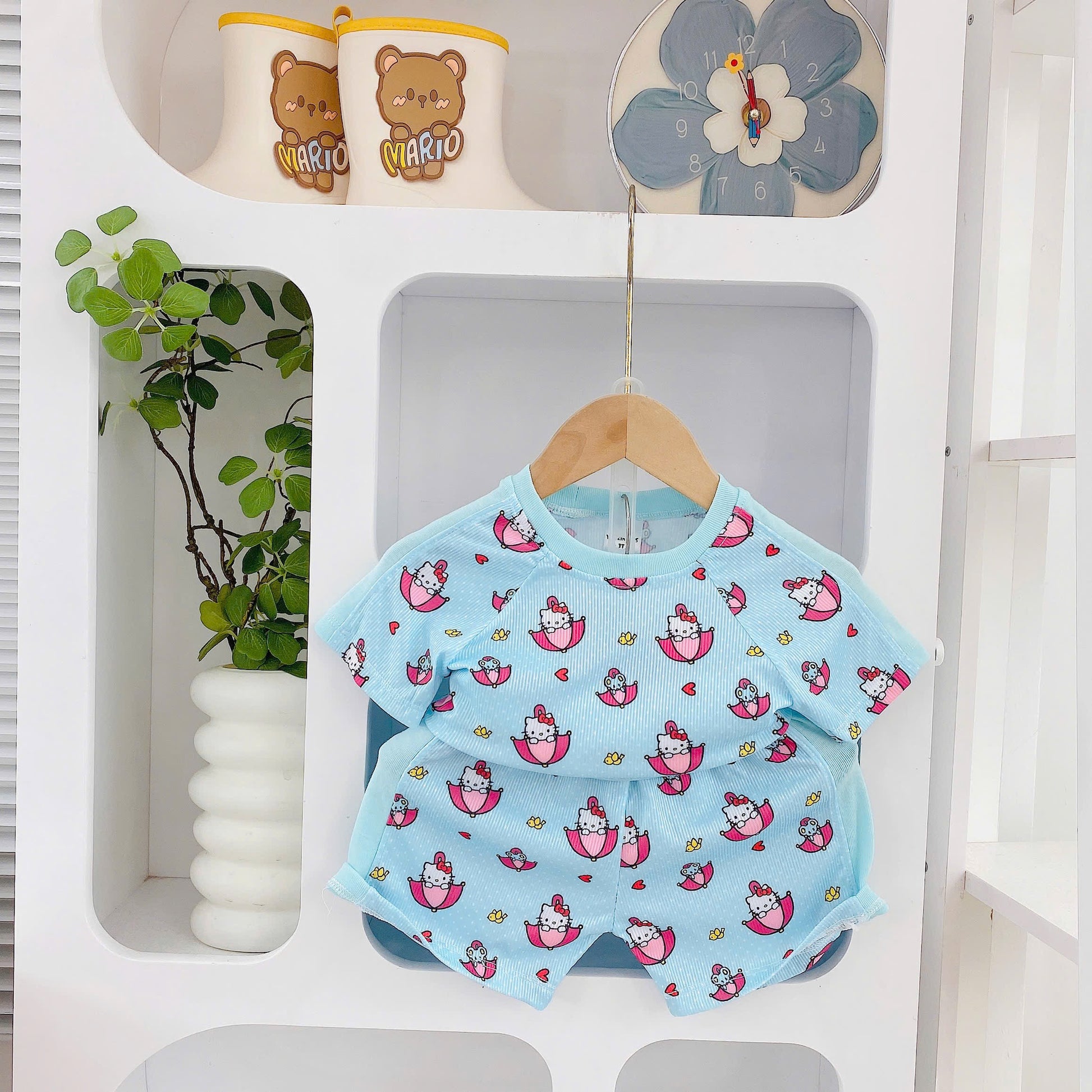 Yuzzin Playtime Outfits