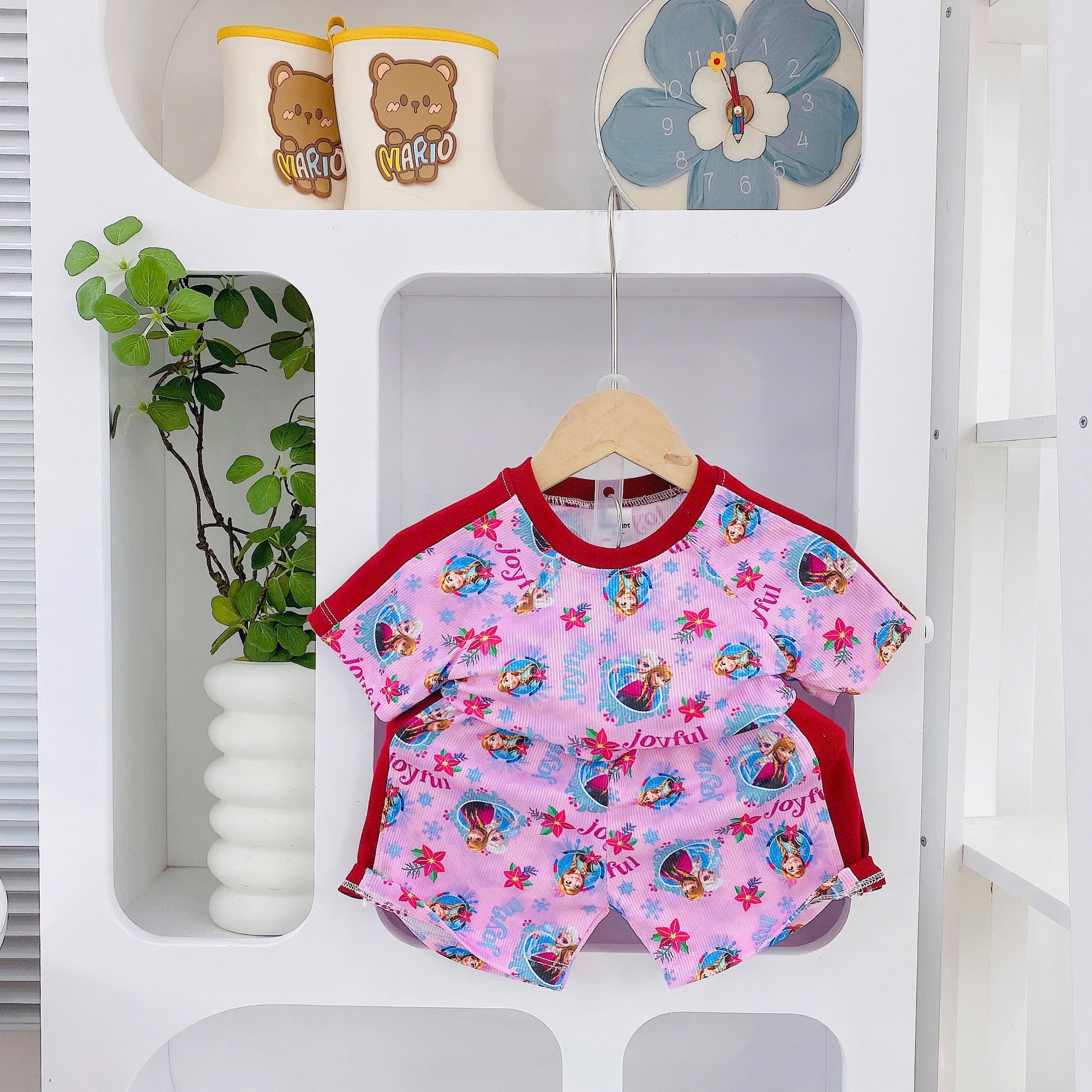 Yuzzin Playtime Outfits